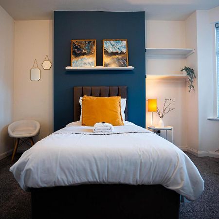 Comfortable House In Nuneaton Sleeps5 Free Parking Good Amenites Eksteriør bilde