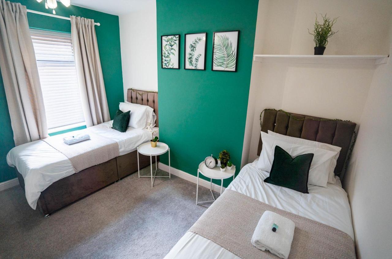 Comfortable House In Nuneaton Sleeps5 Free Parking Good Amenites Eksteriør bilde