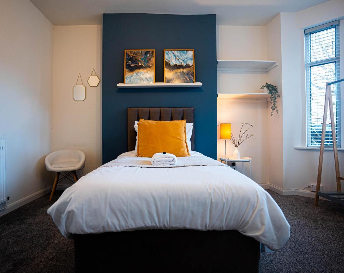 Comfortable House In Nuneaton Sleeps5 Free Parking Good Amenites Eksteriør bilde